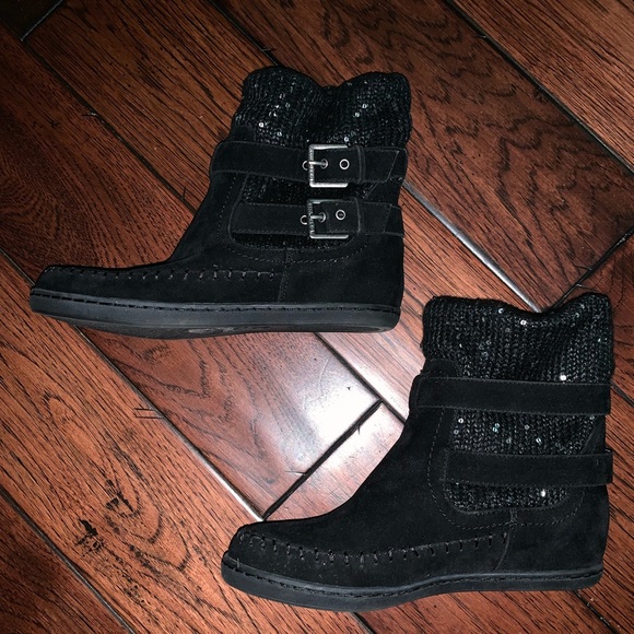 Guess Black Sparkle Boots with Buckles 7.5 NWOB - Picture 3 of 7